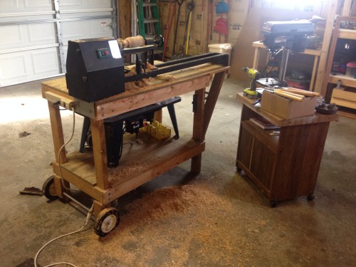 A view of my wood lathe in the garage.