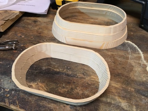 Stack the rings to make the bowl shape.