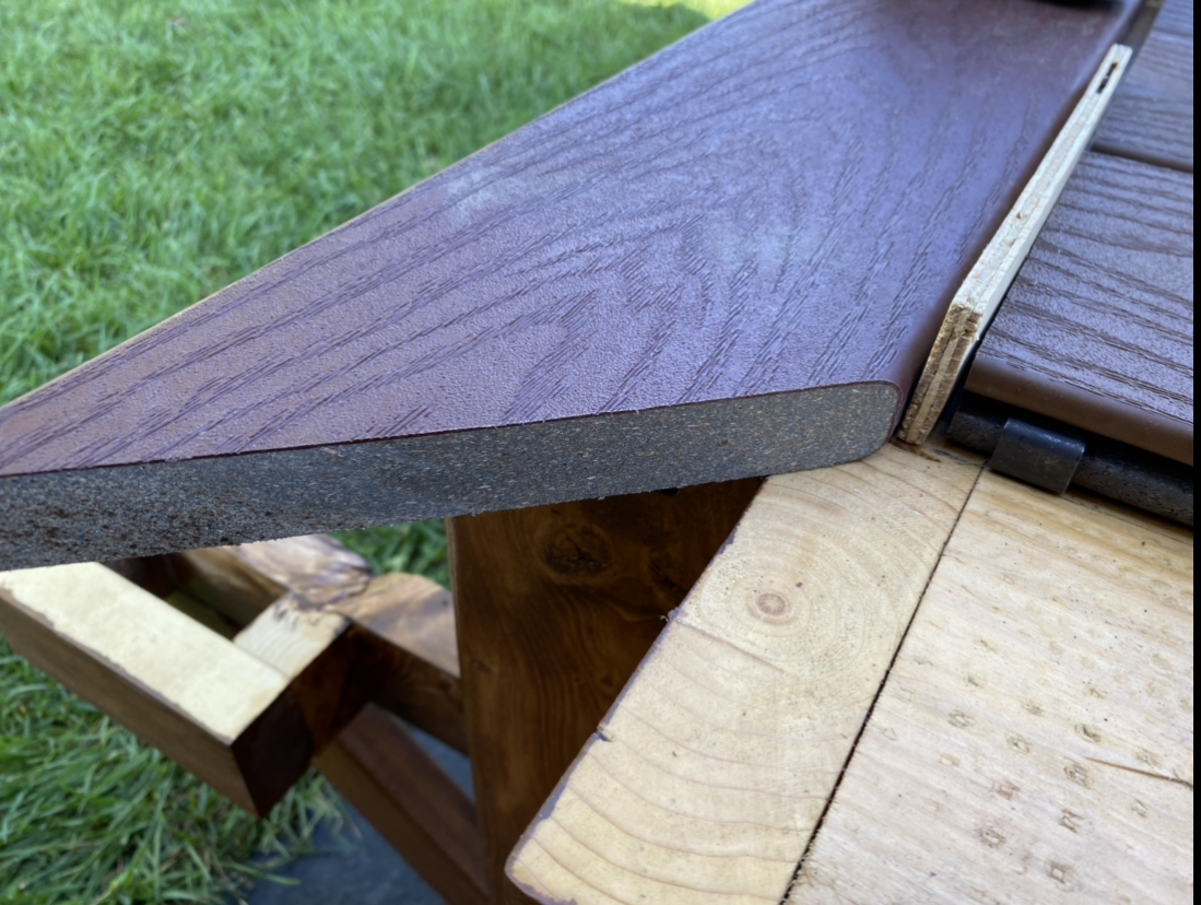 Use a spacer to ensure the table top outer pieces are in the correct position